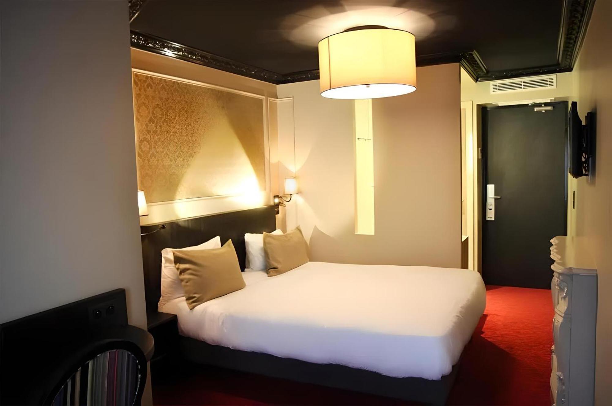 Hotel Le Montmartre Saint Pierre Parigi