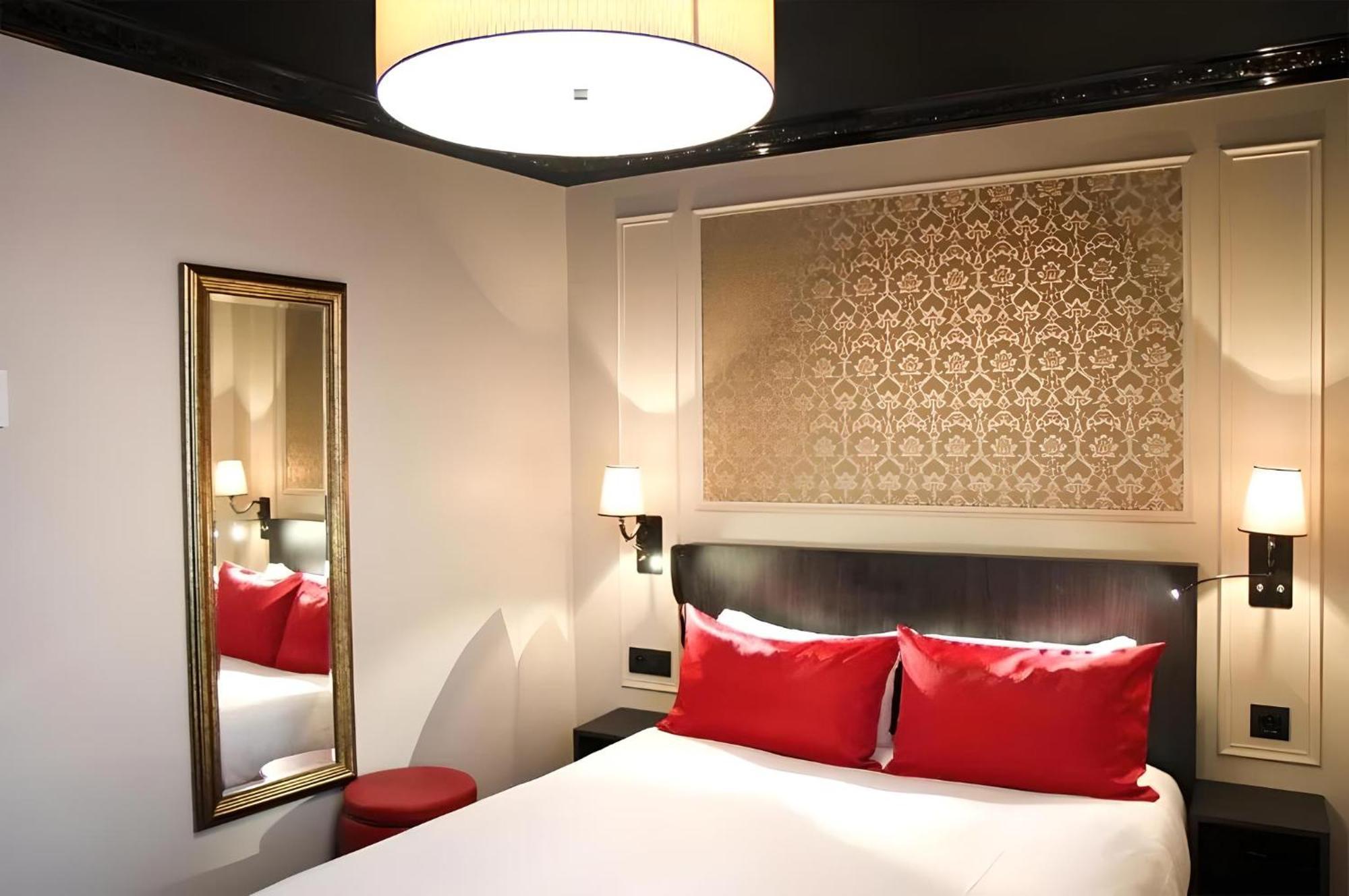 Le Montmartre Saint Pierre 3* Parigi