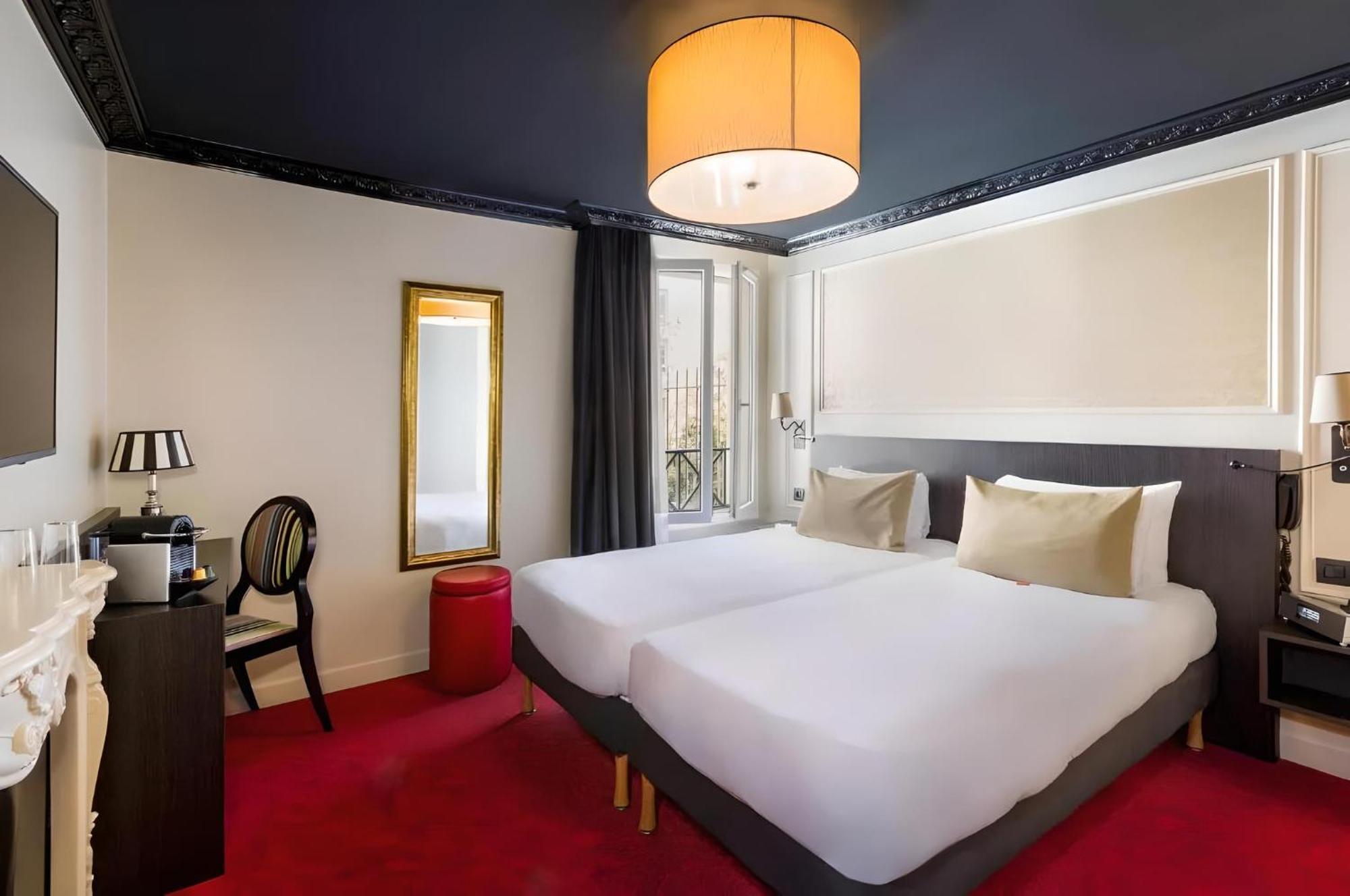 Le Montmartre Saint Pierre Hotel