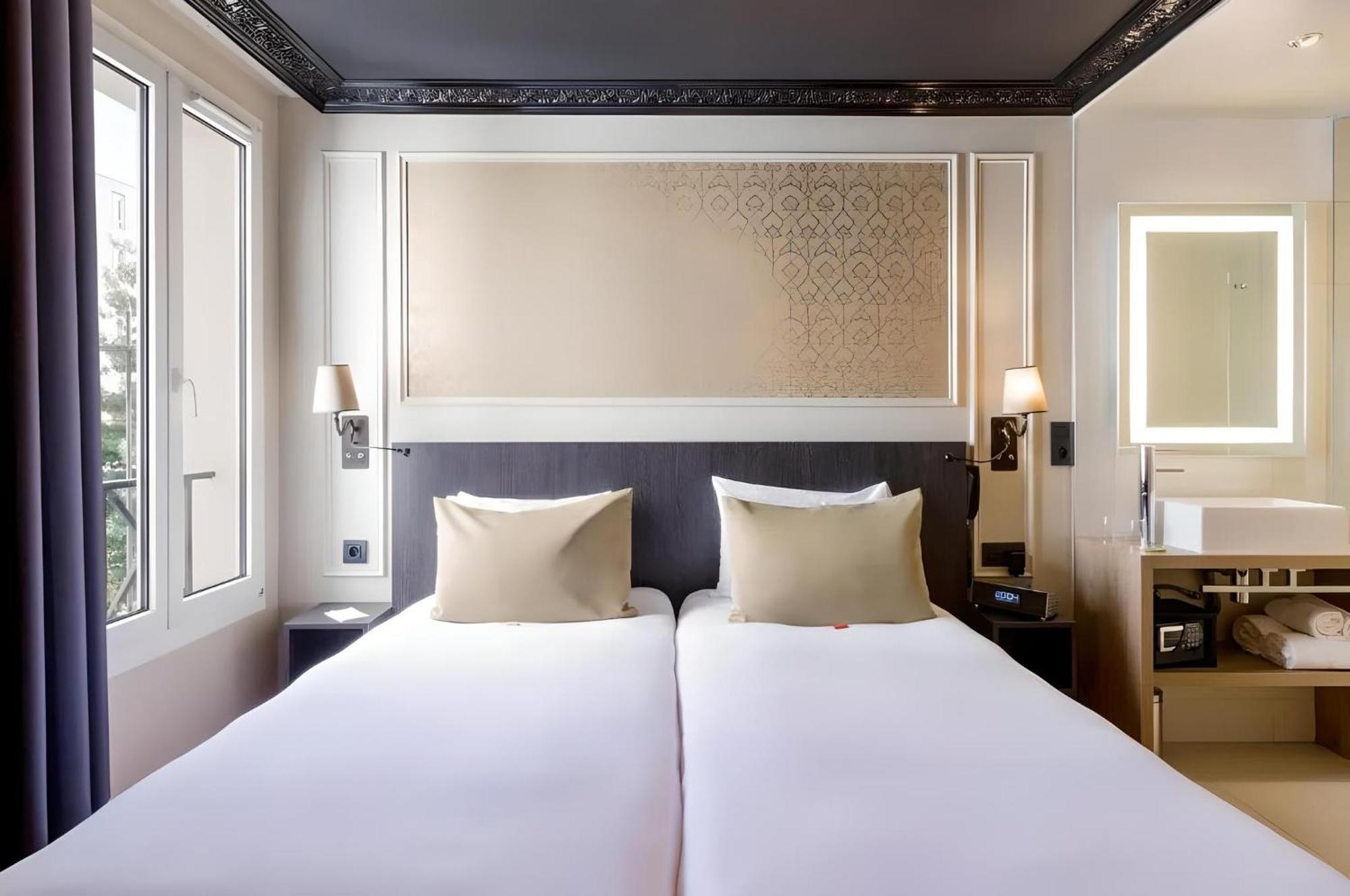 Hotel Le Montmartre Saint Pierre 3*